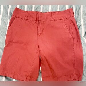 FINAL PRICE 💚 🩳EUC J Crew Chinos Burmuda Shorts in Ladies size 2